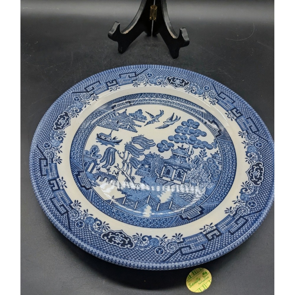 Set/2 Churchill Blue Willow Dinner Plate Staffordshire England Tableware 10.5"